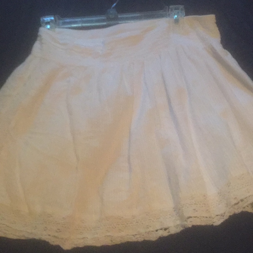 A pretty white skirt.